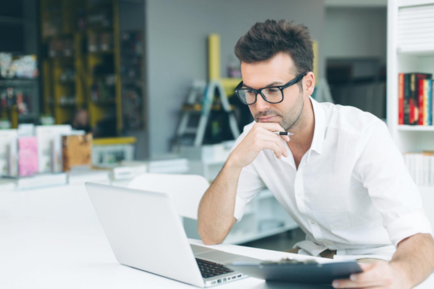 Session d'analyse de contenu en groupe